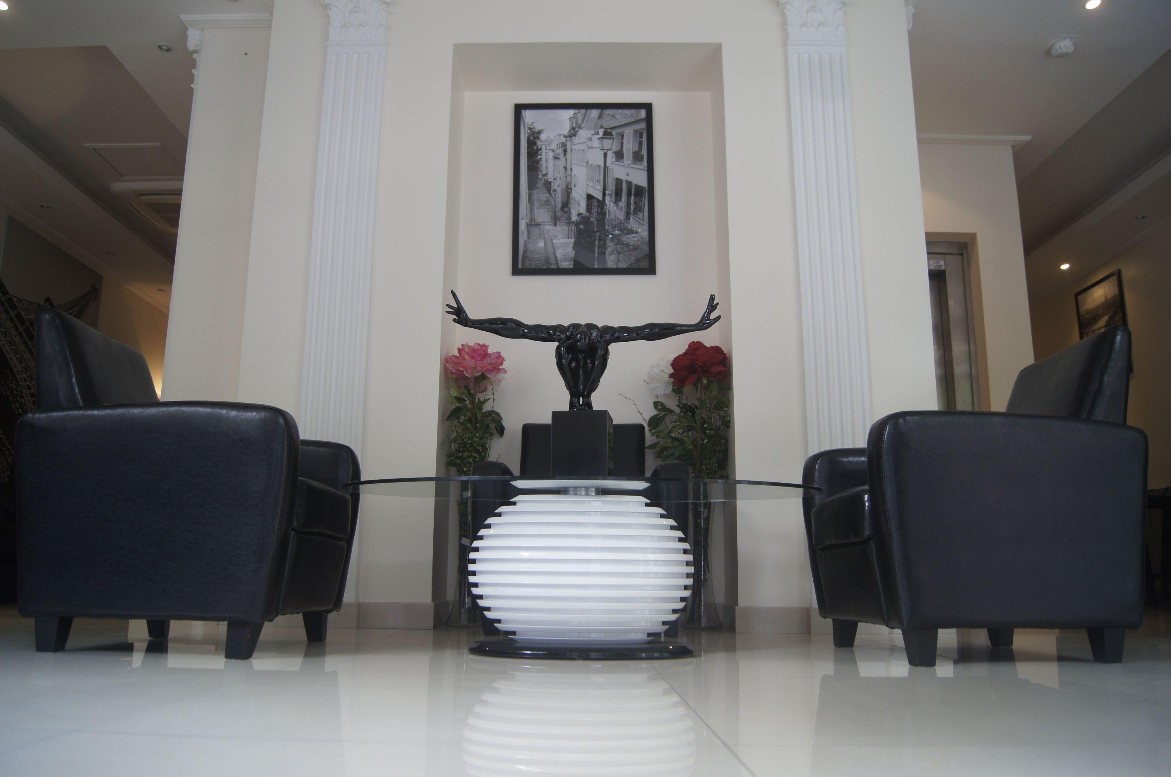 Regina Montmartre Hotel Parigi