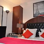 Hotel Regina Montmartre