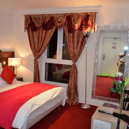 Regina Montmartre Hotel Parigi